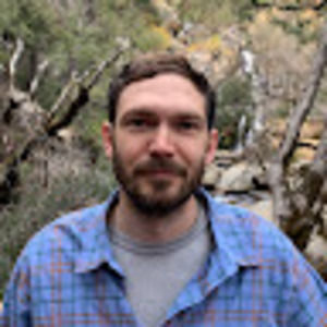 Meet your Posher, Levi